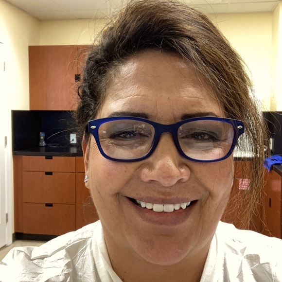 Meet your Posher, Elva - Picture 1 of 1